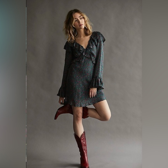 Free People Dresses & Skirts - Free people Floral Ruffle Long Sleeve Dress